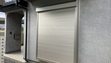防犯と通風の両立！マドリモシャッター取付【安曇野市　S様邸】 サムネイル